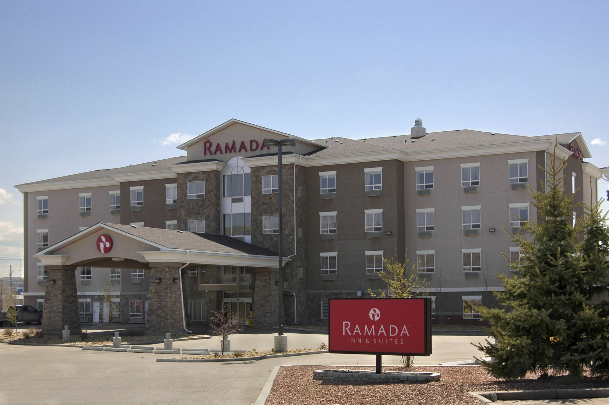 Ramada By Wyndham Drumheller Hotel & Suites Eksteriør bilde